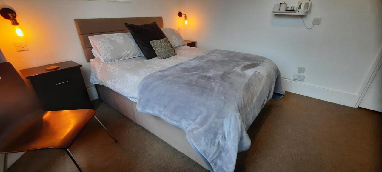 Colebrook Guest House Φάρνμπορο Εξωτερικό φωτογραφία