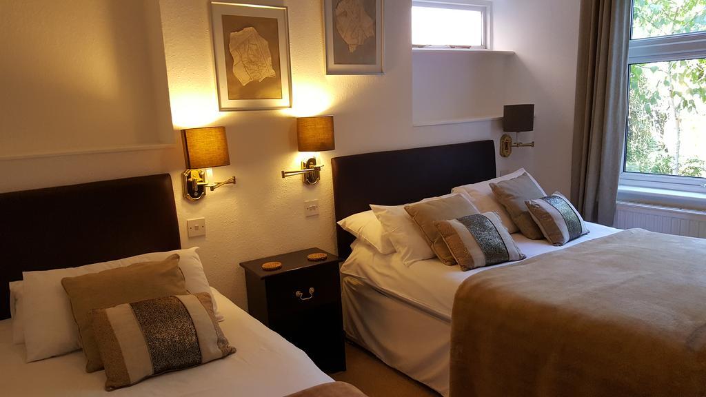 Colebrook Guest House Φάρνμπορο Εξωτερικό φωτογραφία