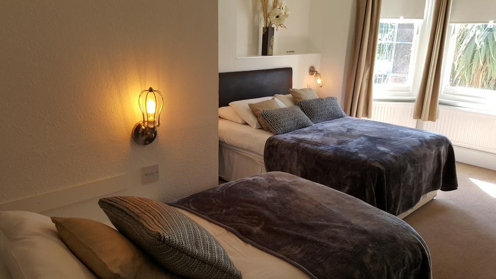 Colebrook Guest House Φάρνμπορο Εξωτερικό φωτογραφία
