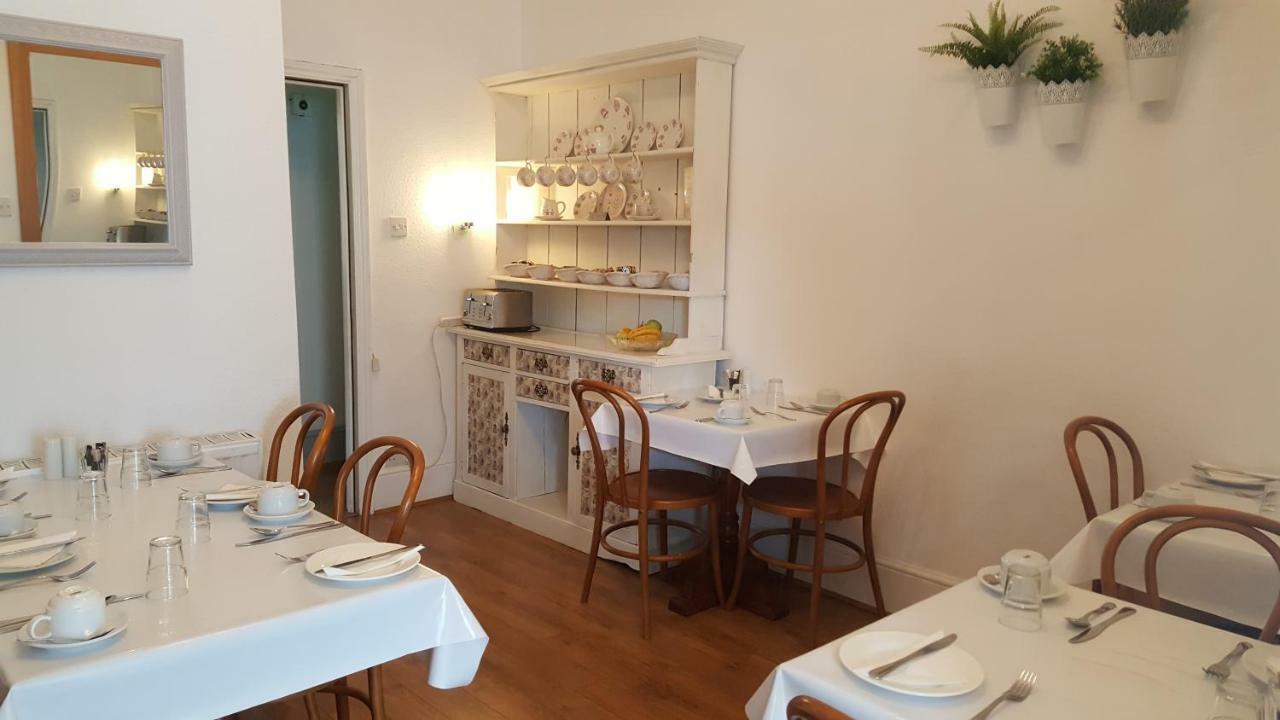 Colebrook Guest House Φάρνμπορο Εξωτερικό φωτογραφία